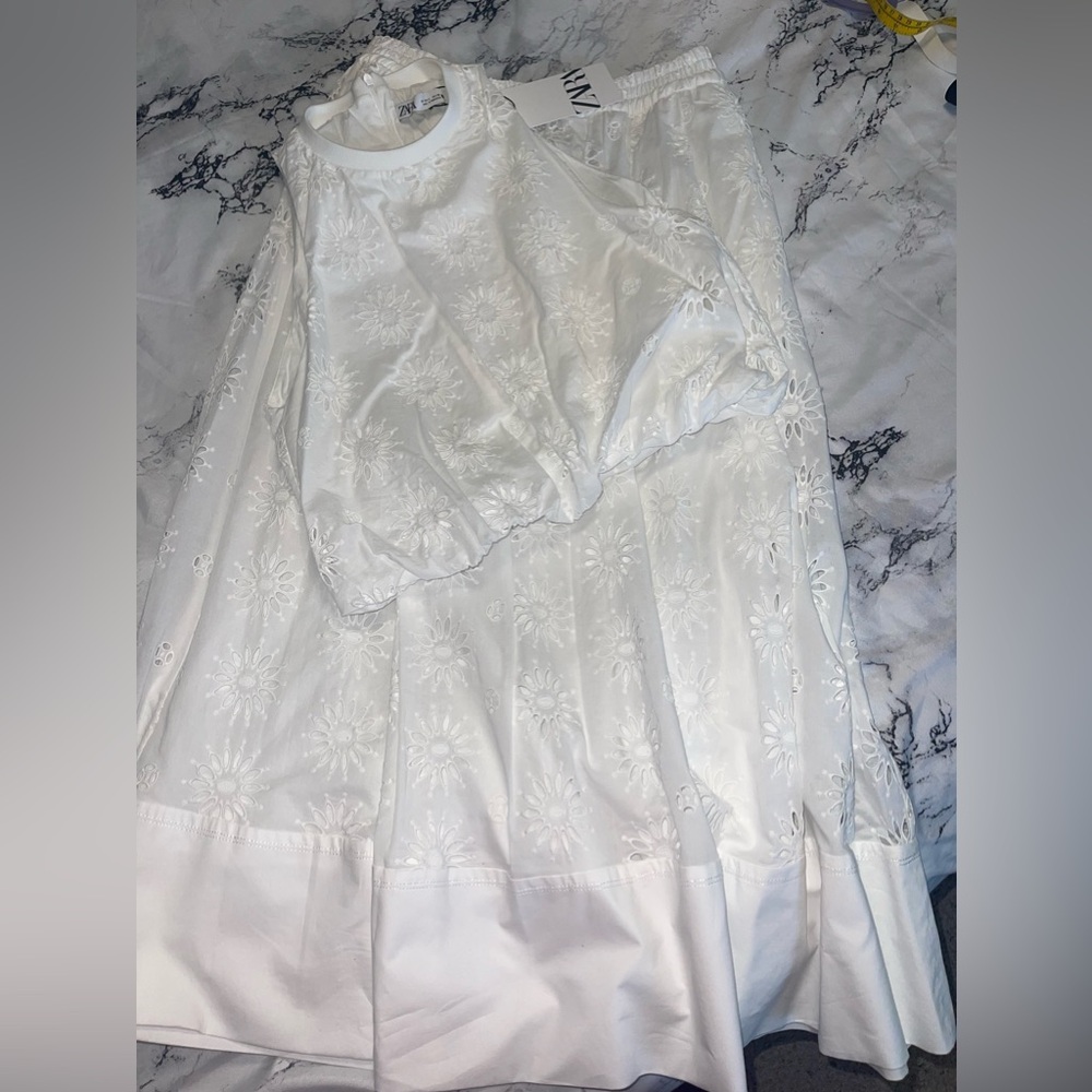 Zara white top only - Picture 4 of 11